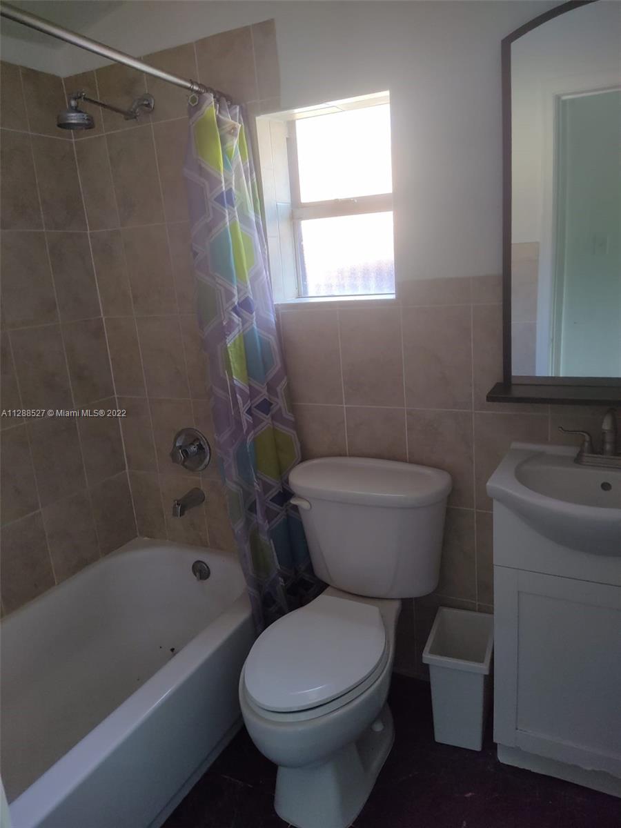 GRAPELAND - Residential Lease