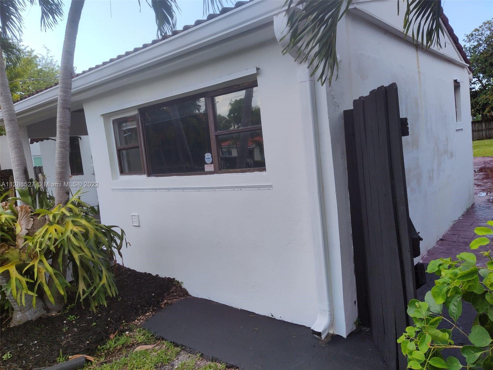 GRAPELAND - Residential Lease