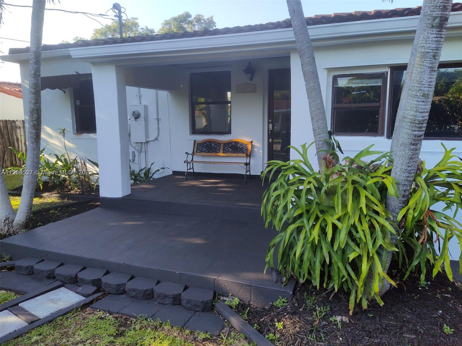 GRAPELAND - Residential Lease