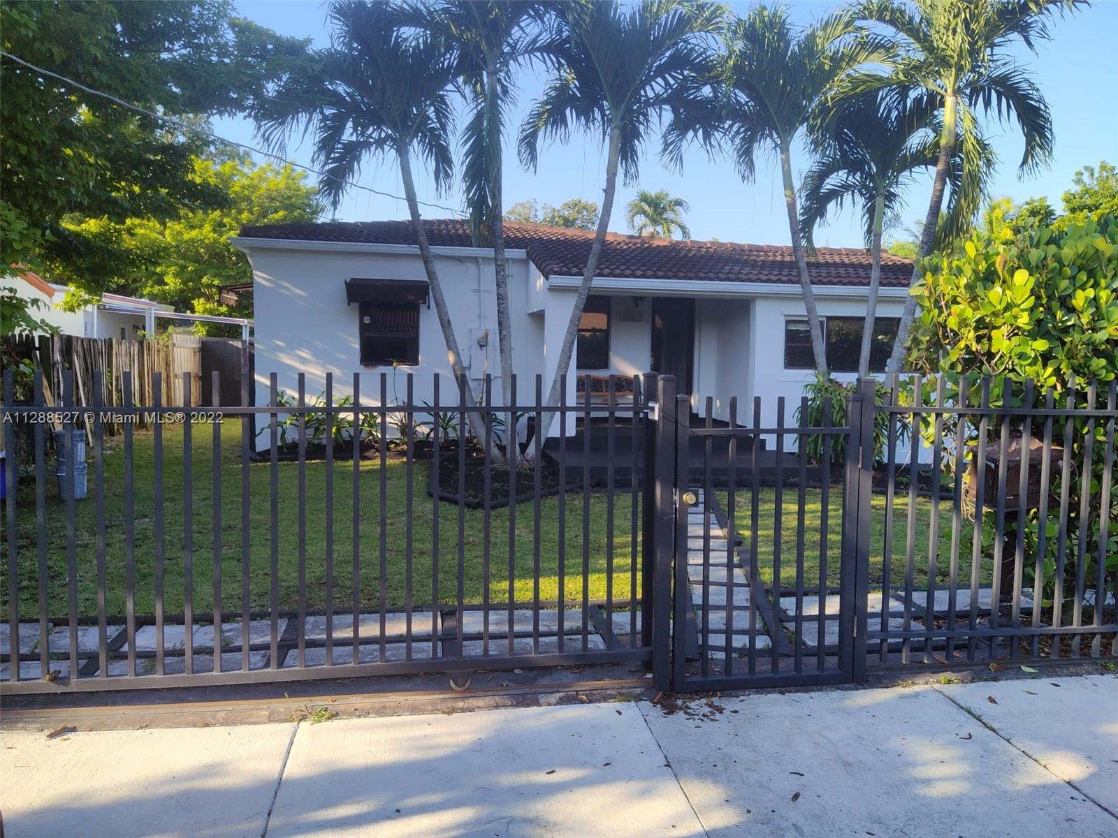 GRAPELAND - Residential Lease