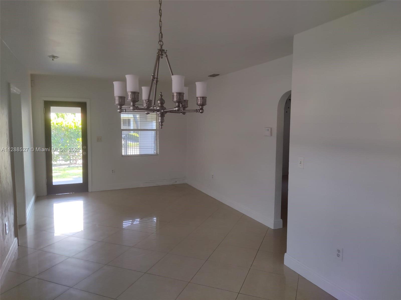 GRAPELAND - Residential Lease