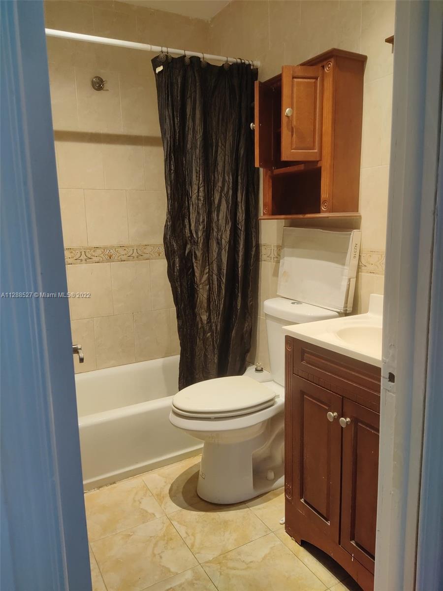 GRAPELAND - Residential Lease