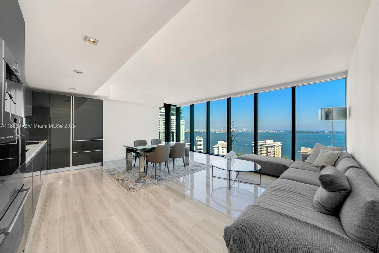 1451 Brickell Ave 2201, Miami, Broward County, Florida - 2 Bedrooms  
3 Bathrooms - 