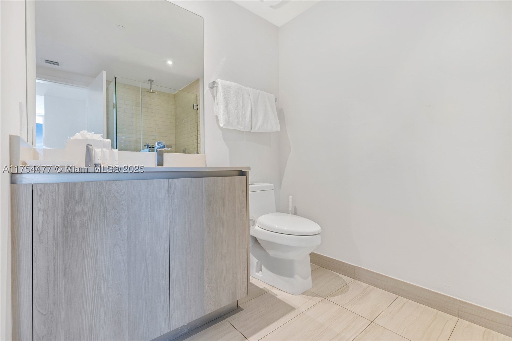 4010 S Ocean Dr R2505