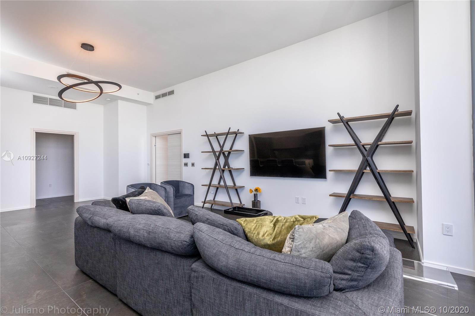 SLS Lux - Residential Lease