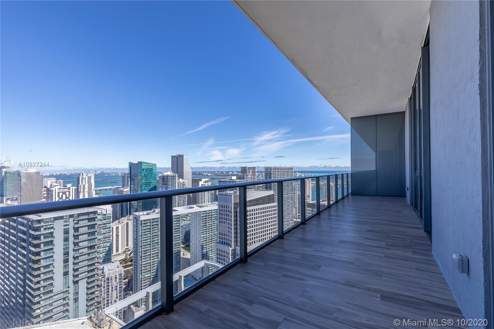 SLS Lux - Residential Lease