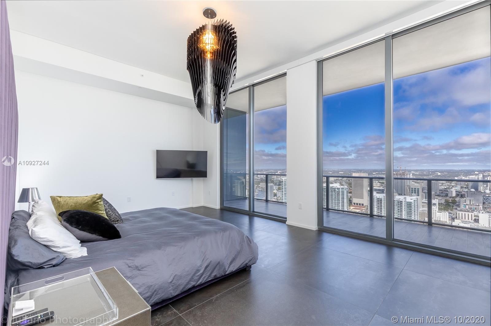 SLS Lux - Residential Lease