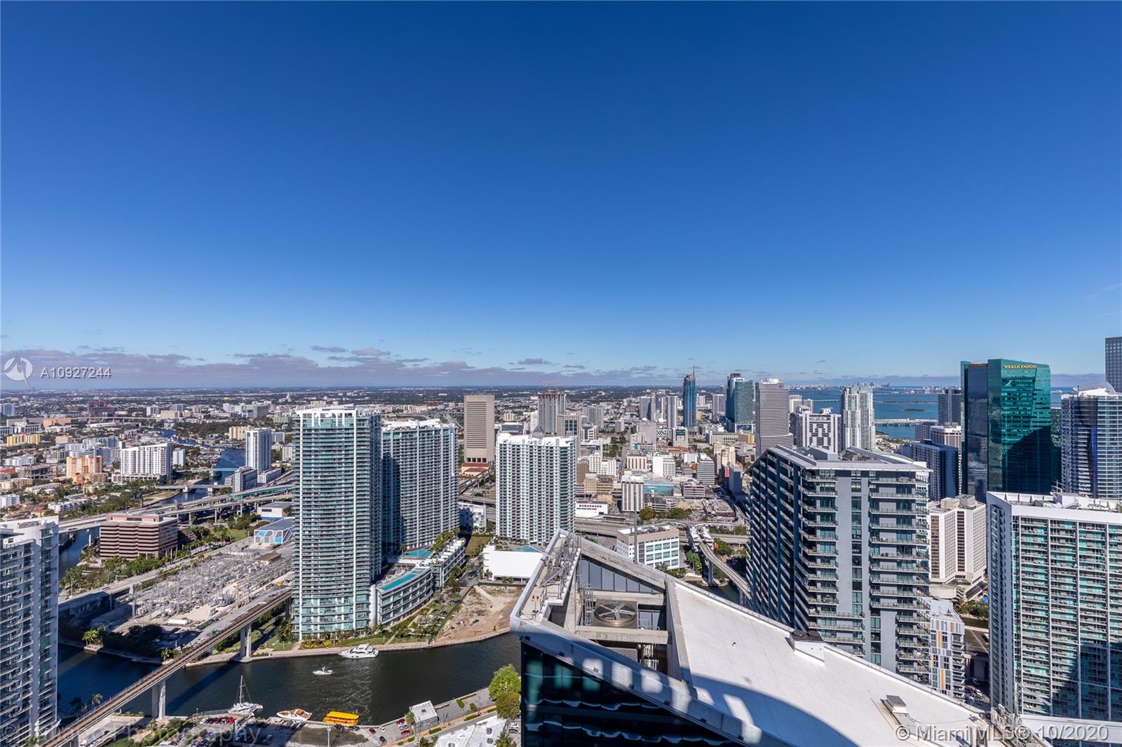 SLS Lux - Residential Lease