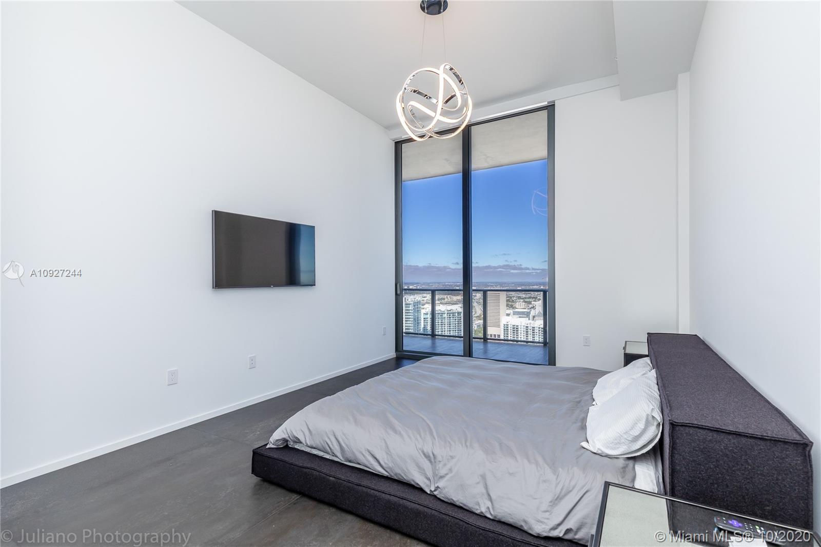 SLS Lux - Residential Lease