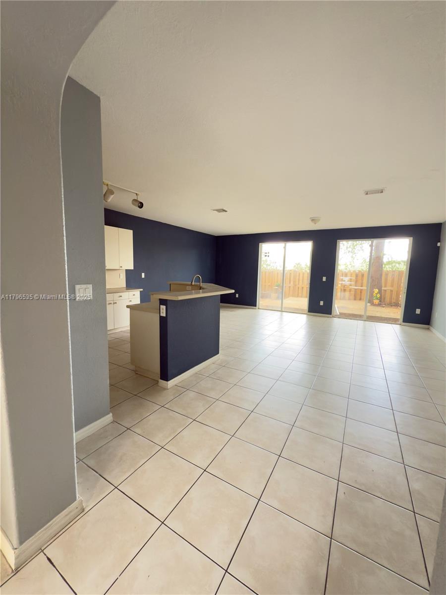 KENDALLAND - Residential