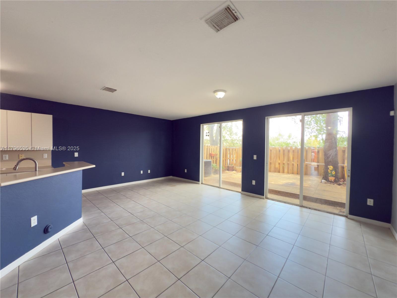 KENDALLAND - Residential