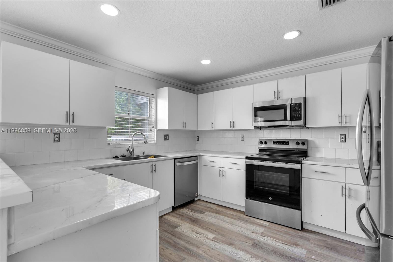 PARK LAKES SEC 2 - Residential