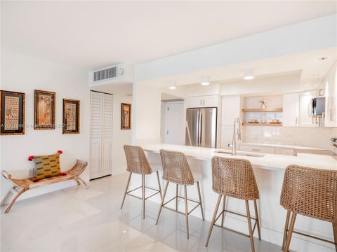 5701 Collins Ave 307 Miami Beach FL 33140