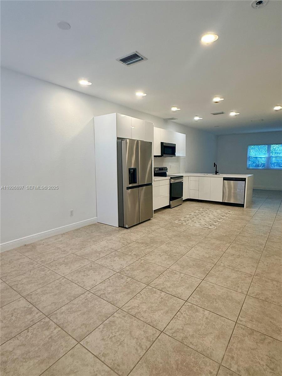 RIVER PLACE ON THE ST LUC - Residential