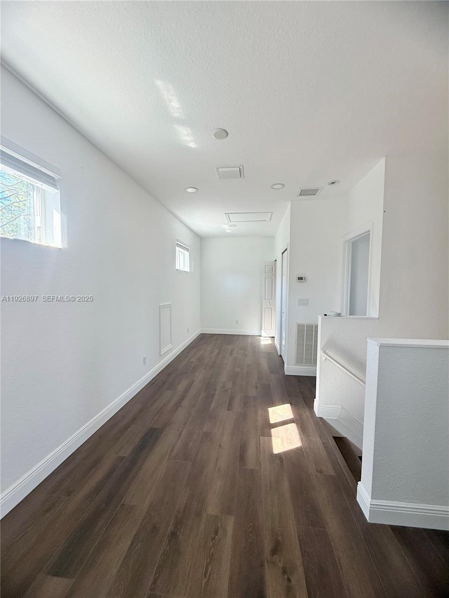 RIVER PLACE ON THE ST LUC - Residential