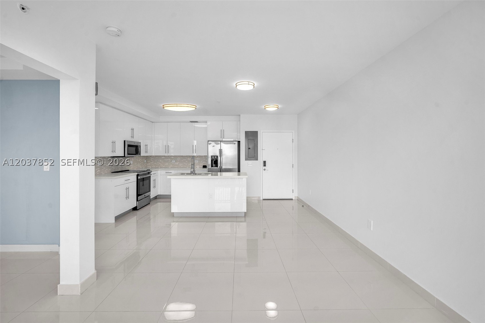2651 NE 212th Ter 301