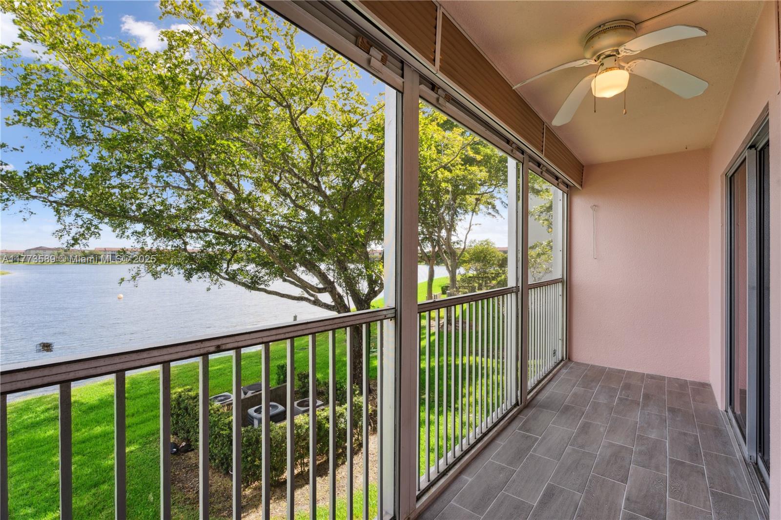 Property for Sale at 1301 Sw 134th Way 213B, Pembroke Pines, Miami-Dade County, Florida - Bedrooms: 2 
Bathrooms: 2  - $219,000