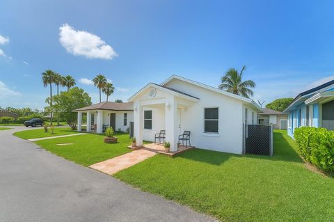 12217 SW 203rd Ter Miami FL 33177