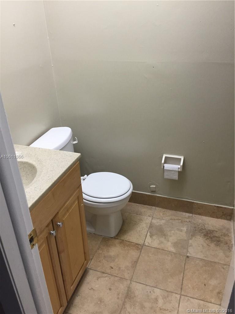 SPRINGS PARK EAST CONDO - Residential Lease