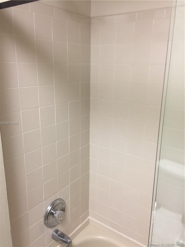 SPRINGS PARK EAST CONDO - Residential Lease