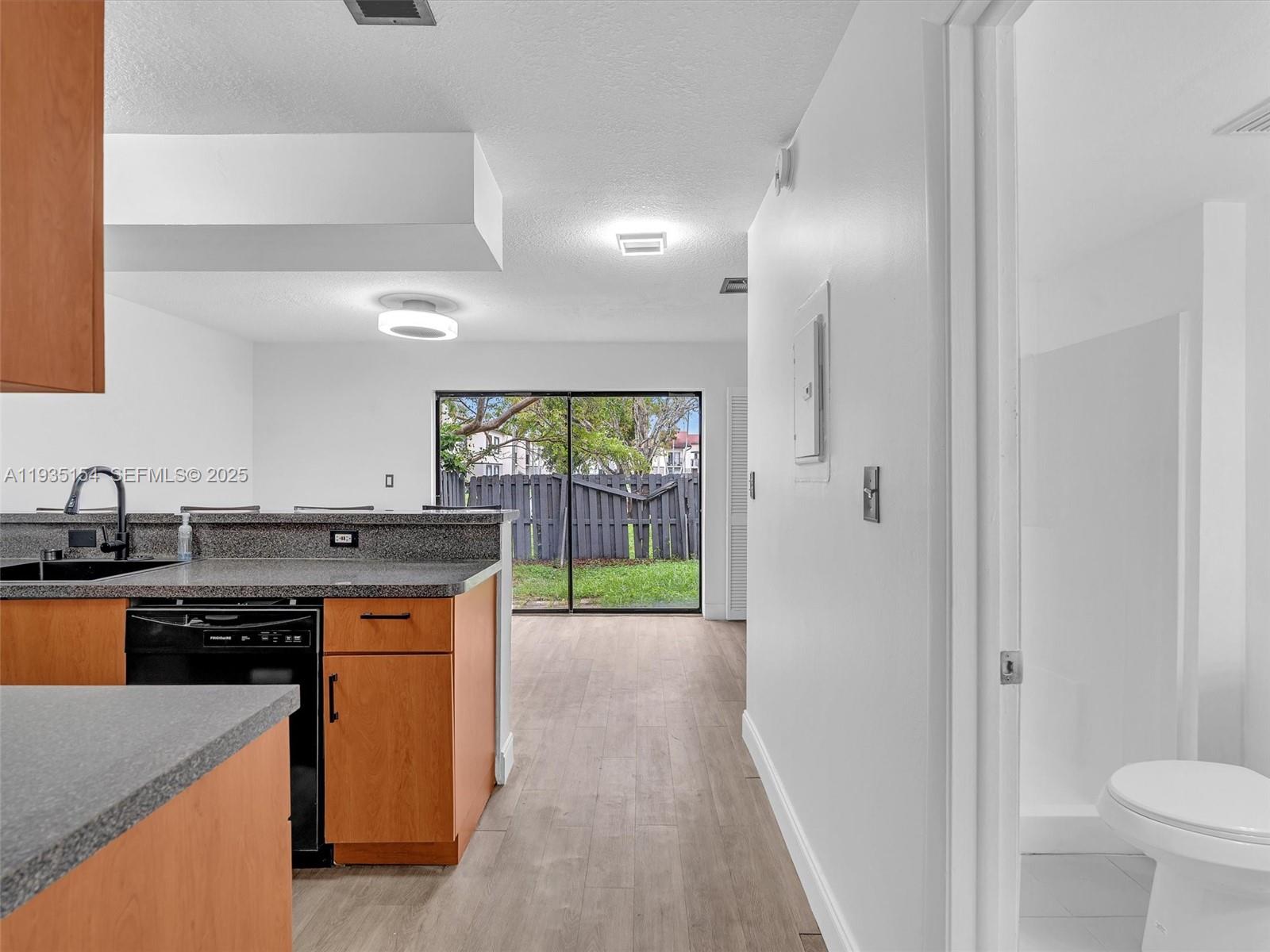 HOLLYWOOD RIDGE FARMS - Residential