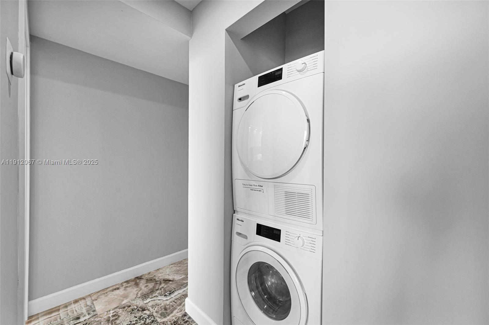 MIRADOR 1000 CONDO - Residential Lease