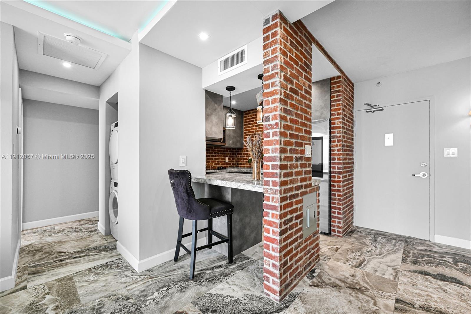 MIRADOR 1000 CONDO - Residential Lease