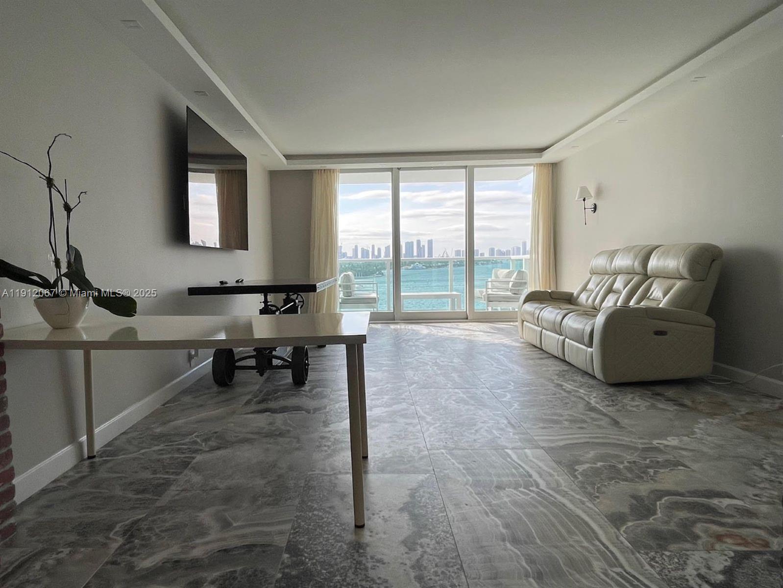 MIRADOR 1000 CONDO - Residential Lease