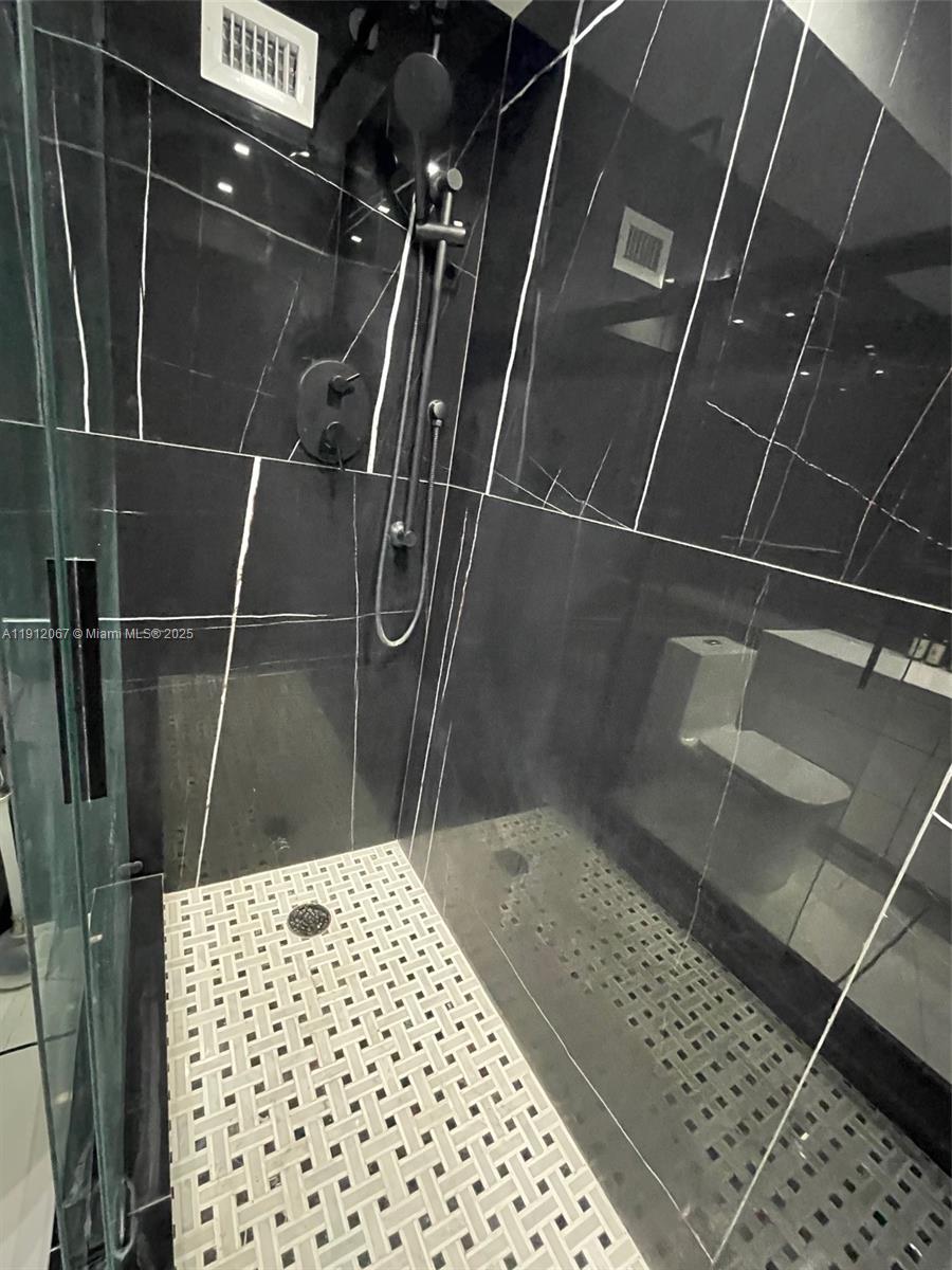 MIRADOR 1000 CONDO - Residential Lease