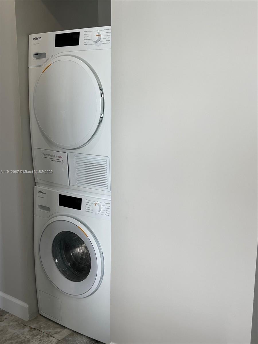 MIRADOR 1000 CONDO - Residential Lease