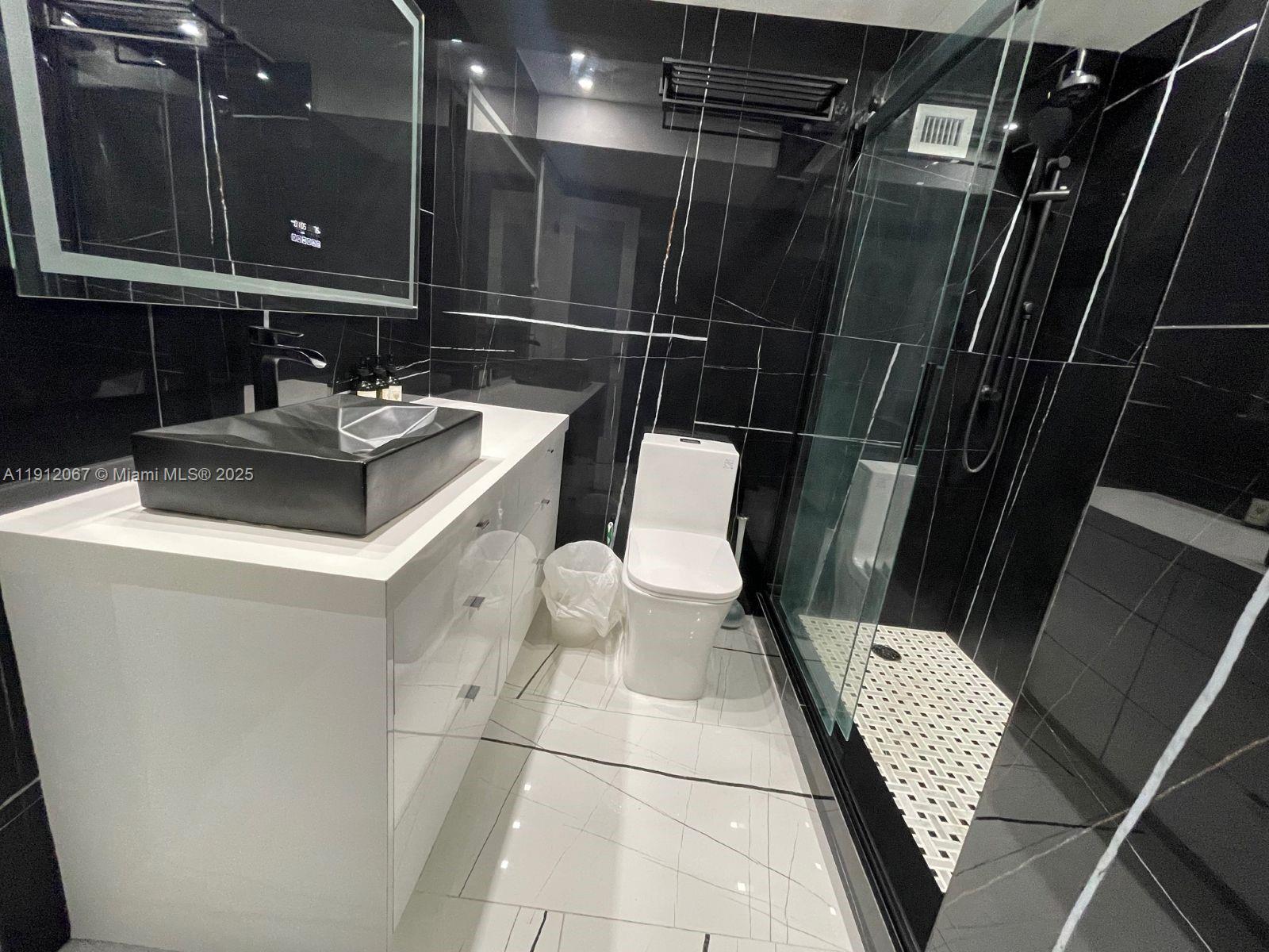 MIRADOR 1000 CONDO - Residential Lease