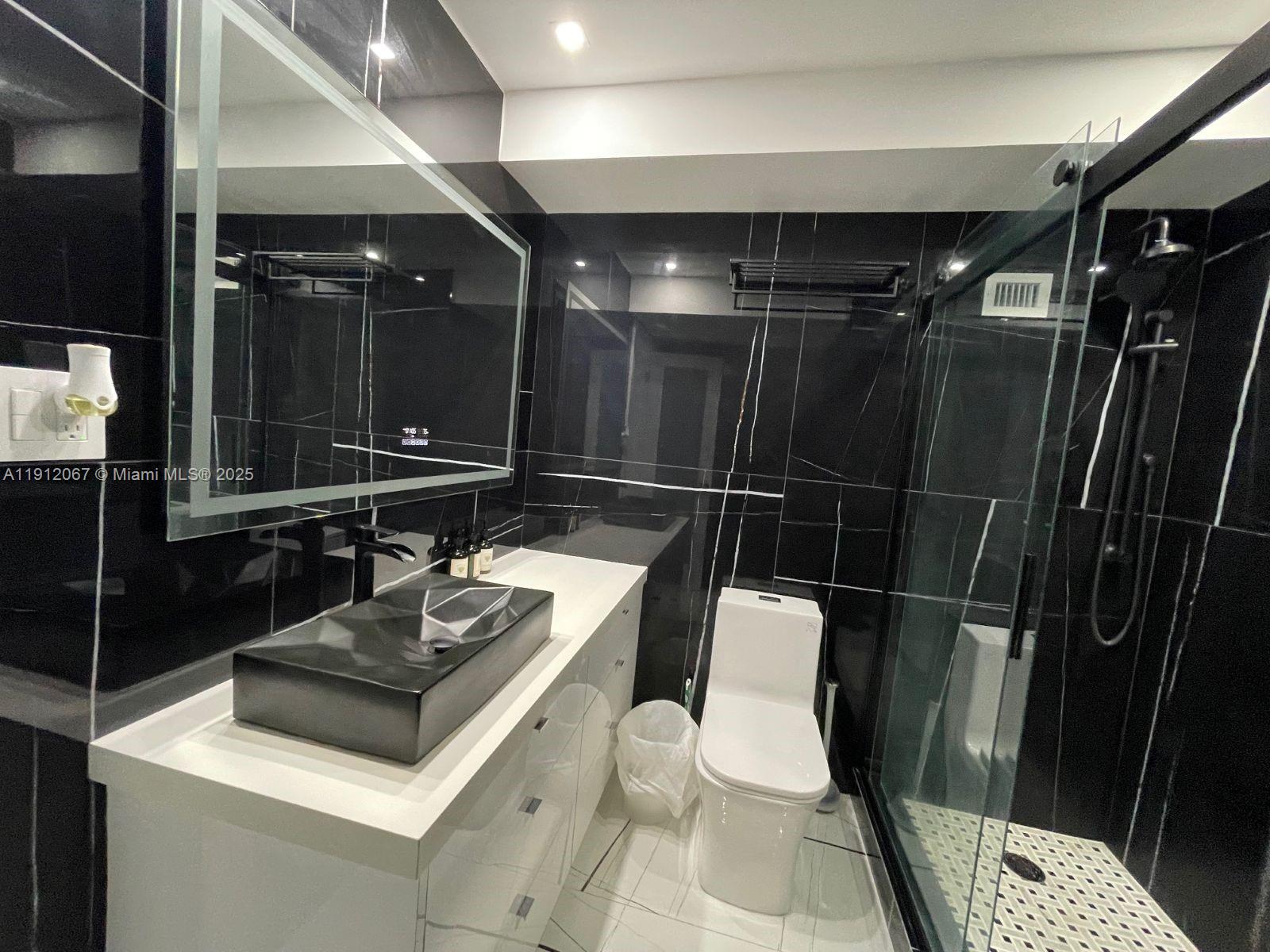 MIRADOR 1000 CONDO - Residential Lease