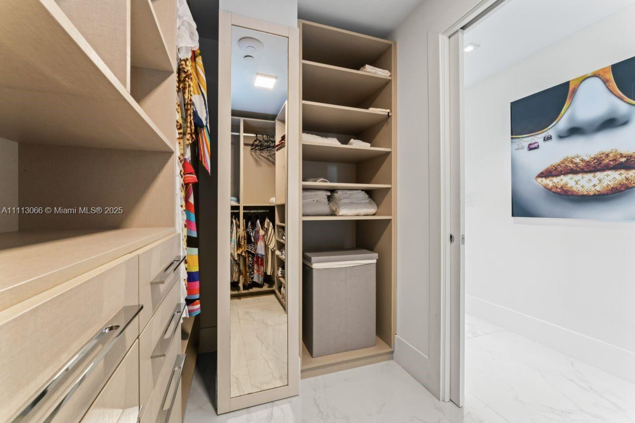 SEASIDE CONDO - Residential Lease