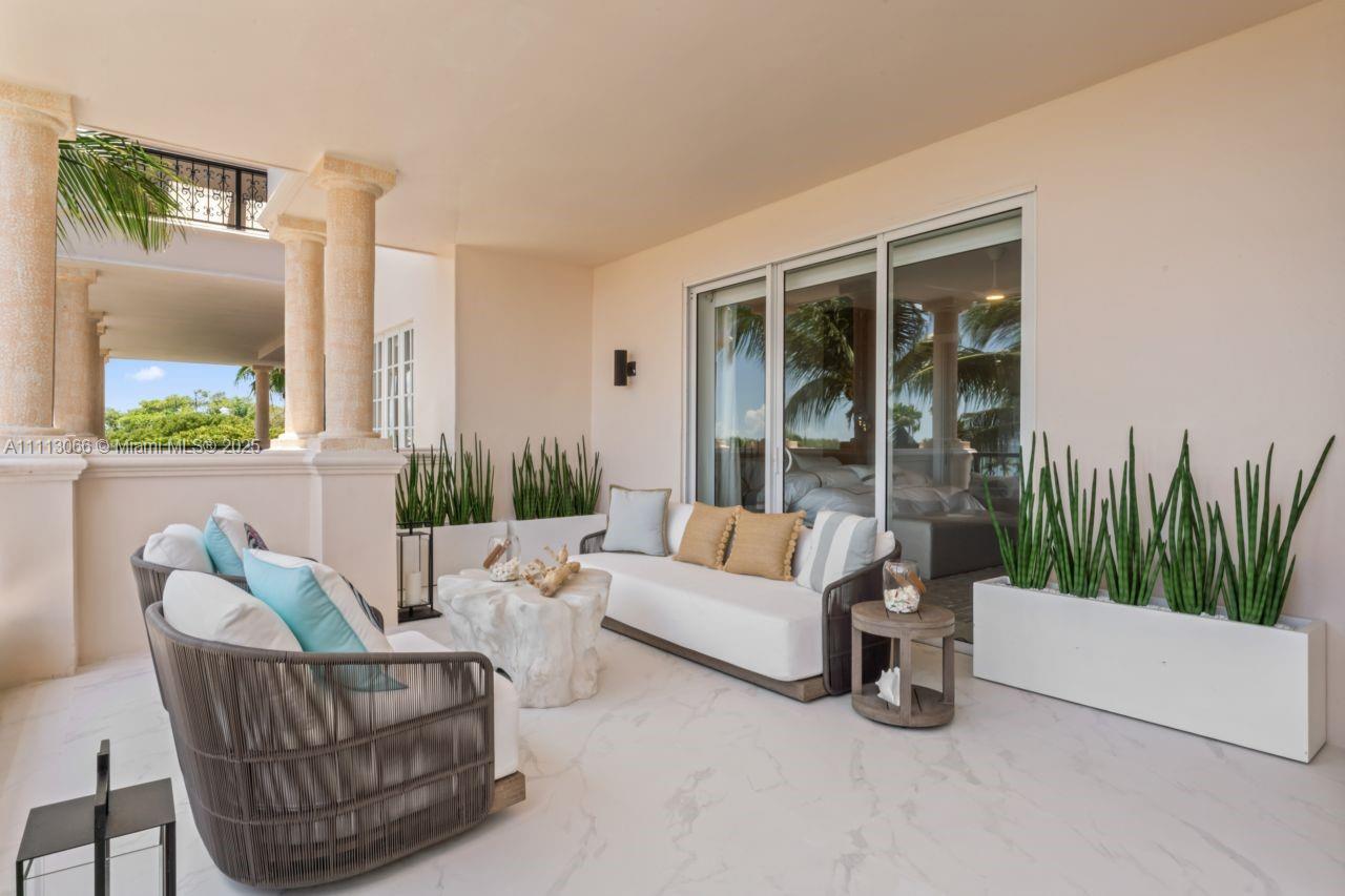 SEASIDE CONDO - Residential Lease