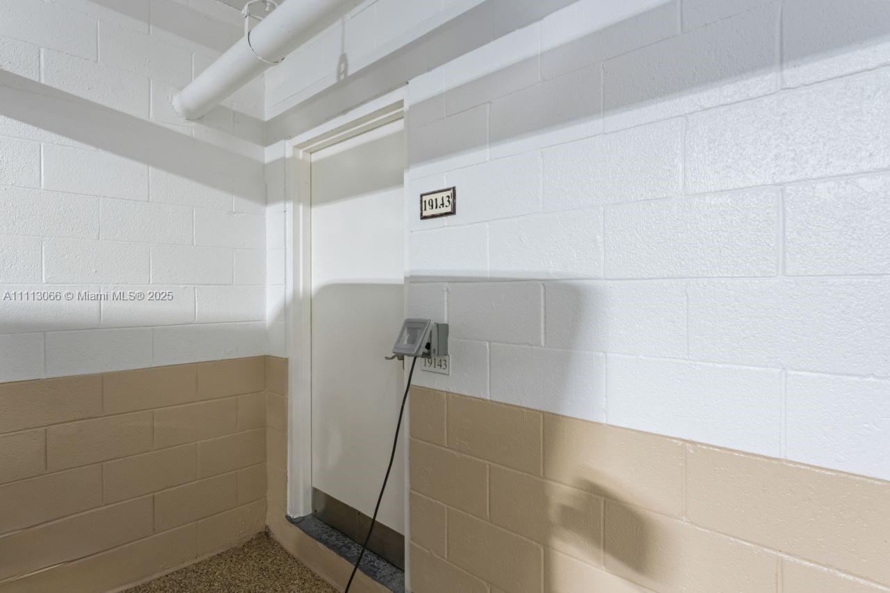 SEASIDE CONDO - Residential Lease