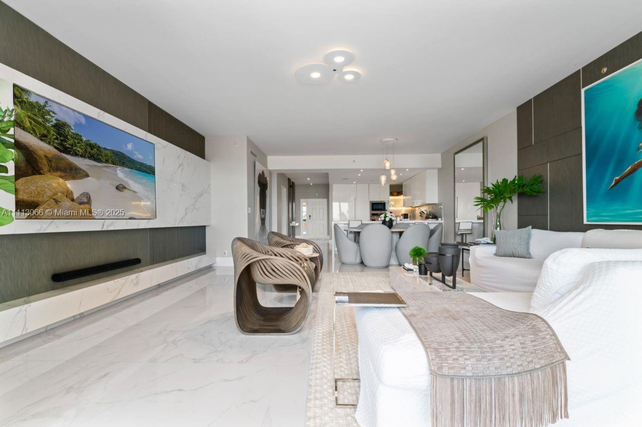 SEASIDE CONDO - Residential Lease