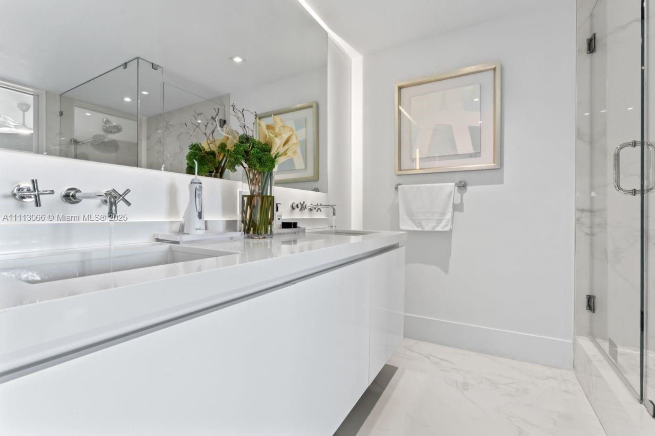 SEASIDE CONDO - Residential Lease