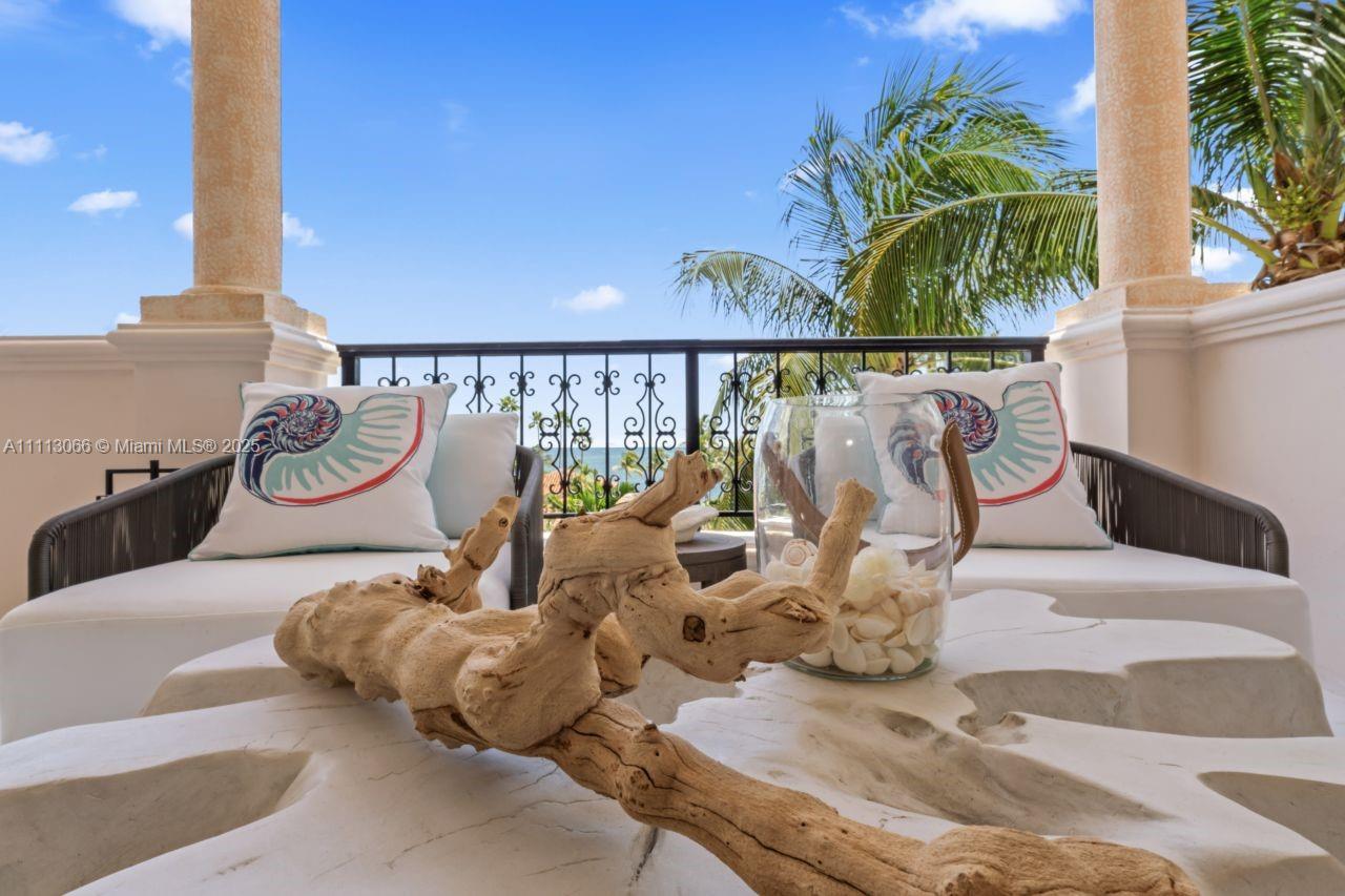 SEASIDE CONDO - Residential Lease