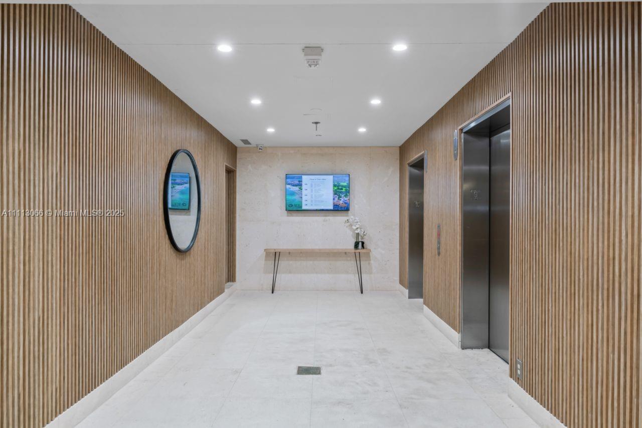 SEASIDE CONDO - Residential Lease