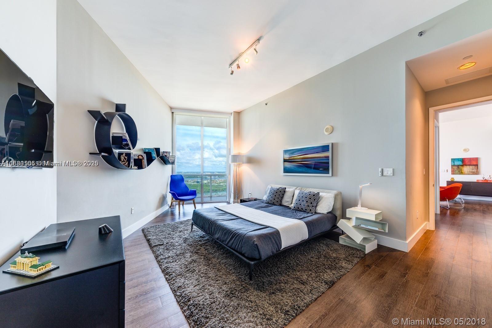 TDR TOWER III CONDO - Residential