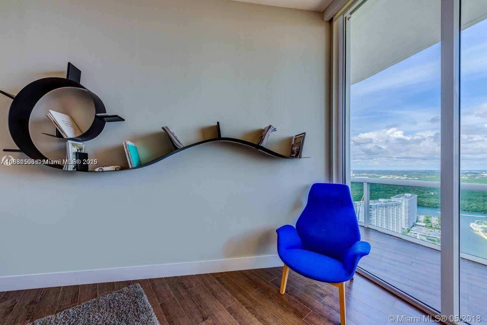 TDR TOWER III CONDO - Residential