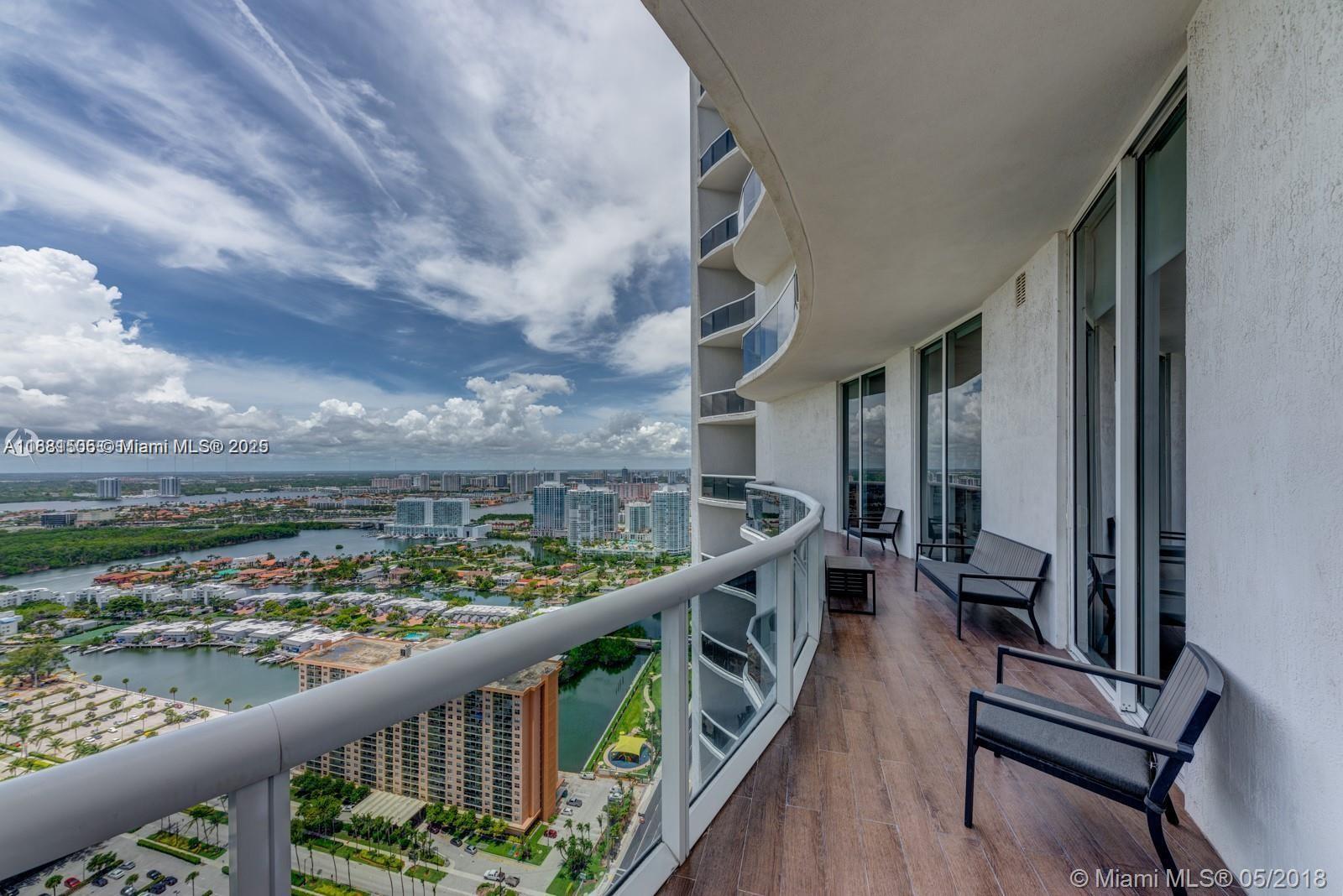 TDR TOWER III CONDO - Residential