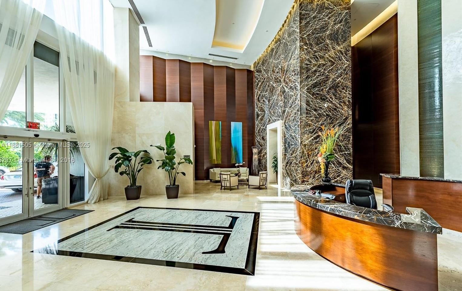 TDR TOWER III CONDO - Residential