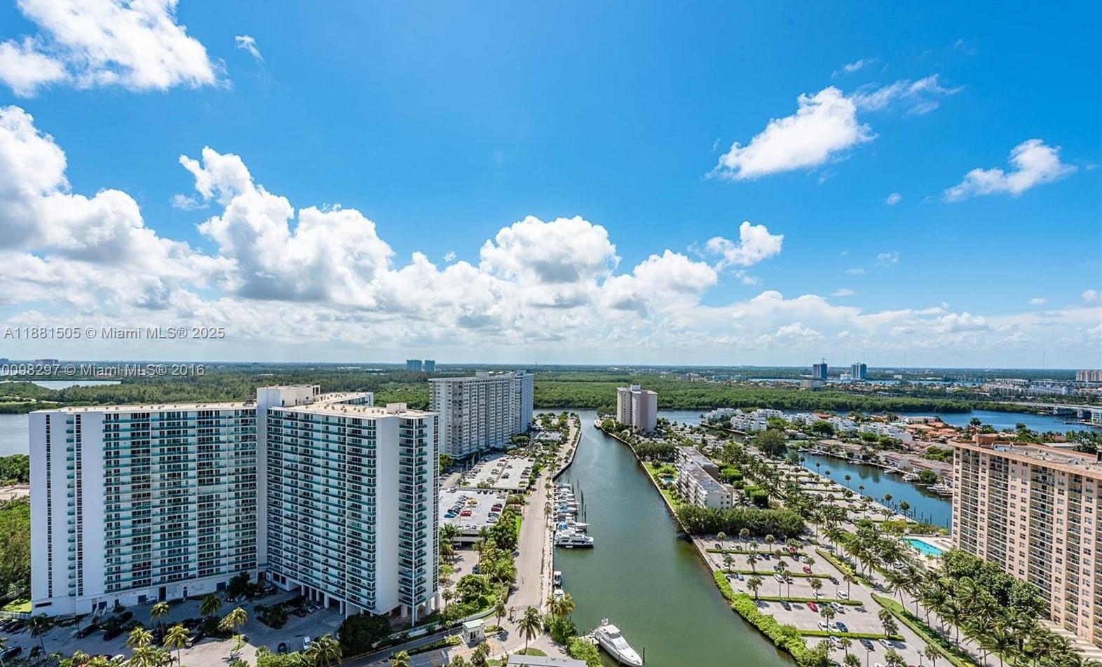 TDR TOWER III CONDO - Residential