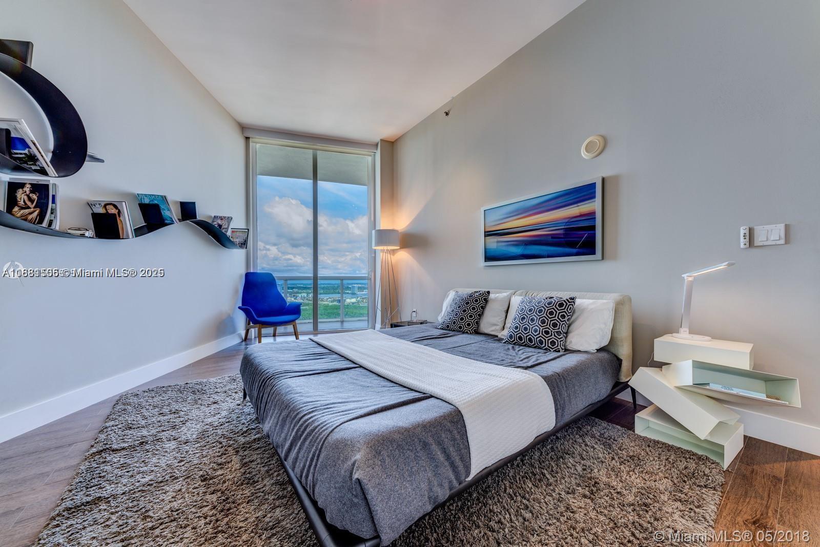 TDR TOWER III CONDO - Residential