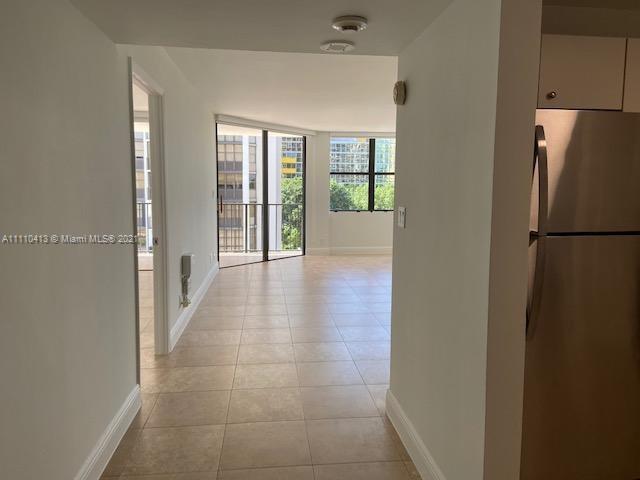 BRICKELL PLACE PHASE II C - Residential Lease