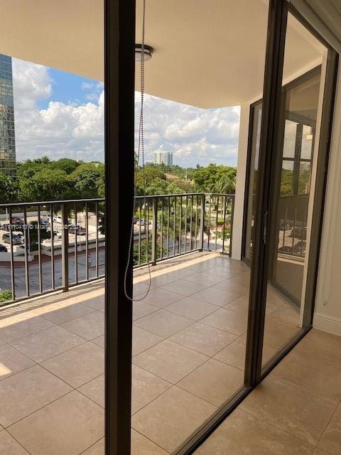 BRICKELL PLACE PHASE II C - Residential Lease