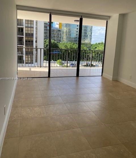 BRICKELL PLACE PHASE II C - Residential Lease