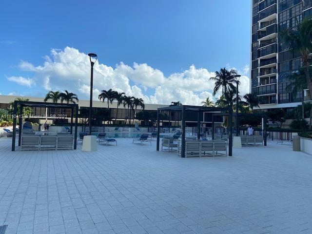 BRICKELL PLACE PHASE II C - Residential Lease