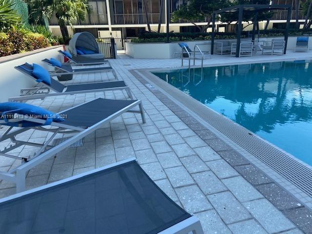 BRICKELL PLACE PHASE II C - Residential Lease